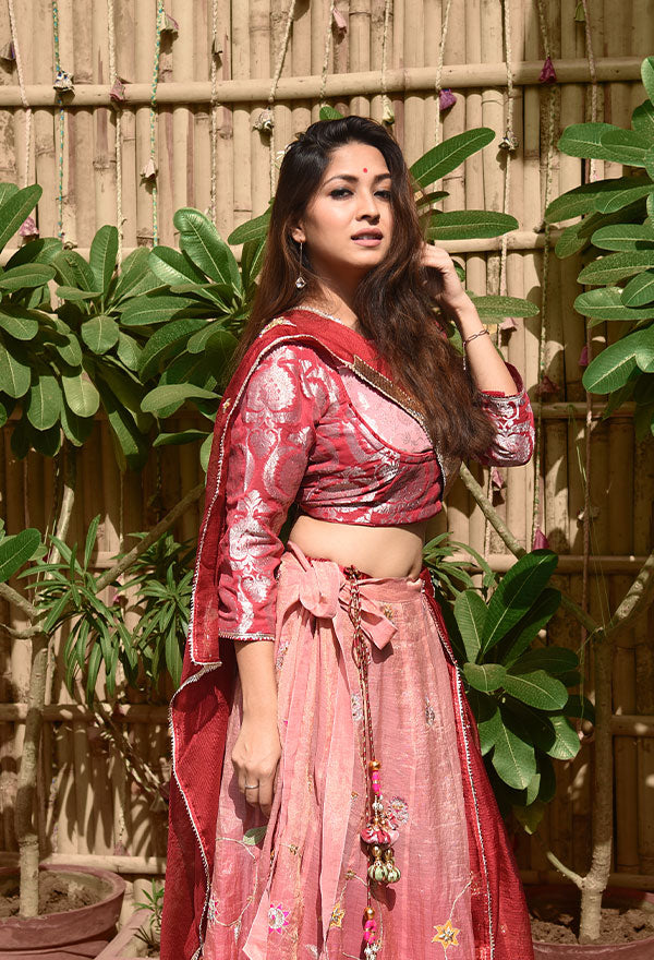 Gulaabi Patti