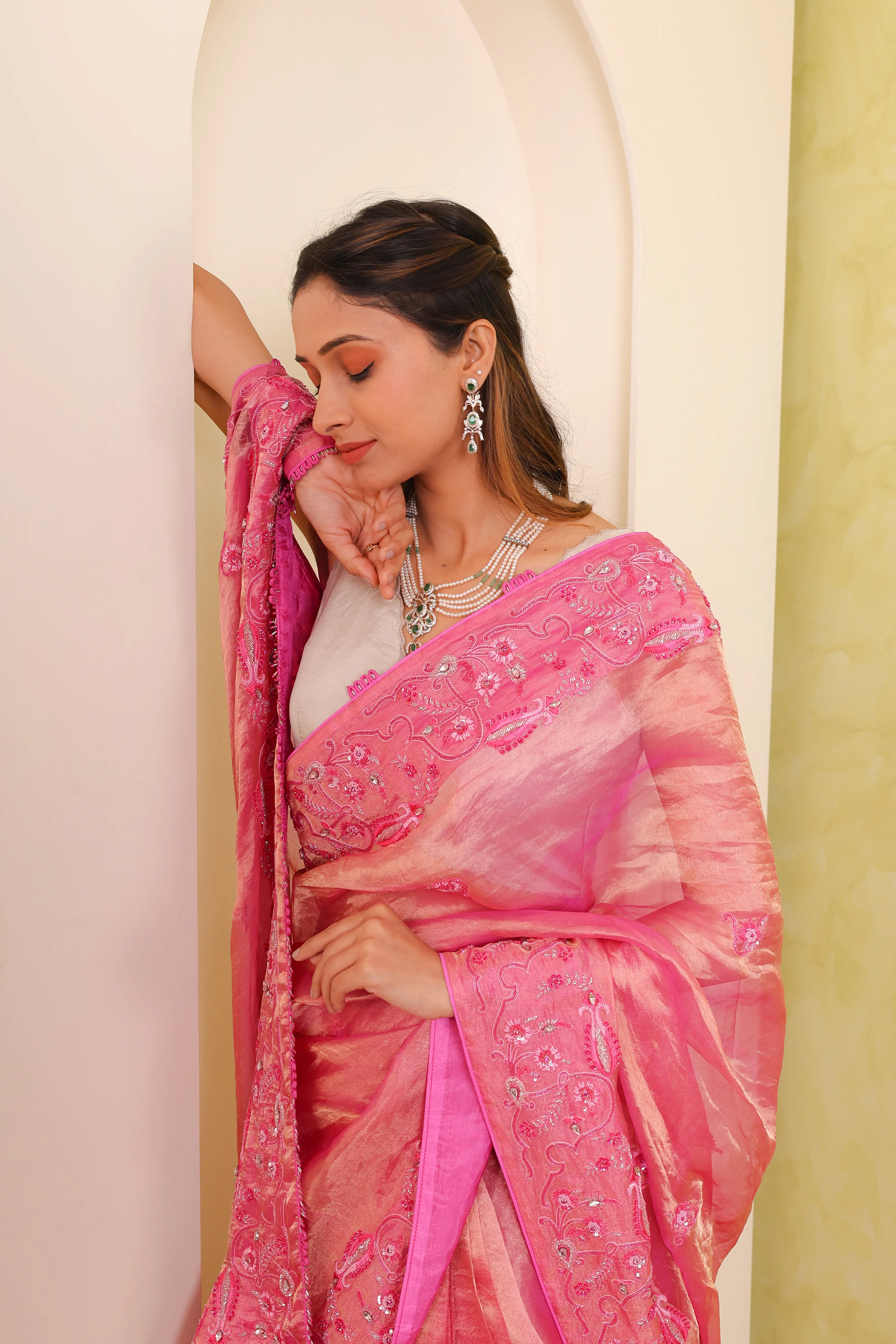 Noor-e-AmbiyaNoor-e-Ambiya – Handcrafted Silk Tissue Organza Embroidered Saree