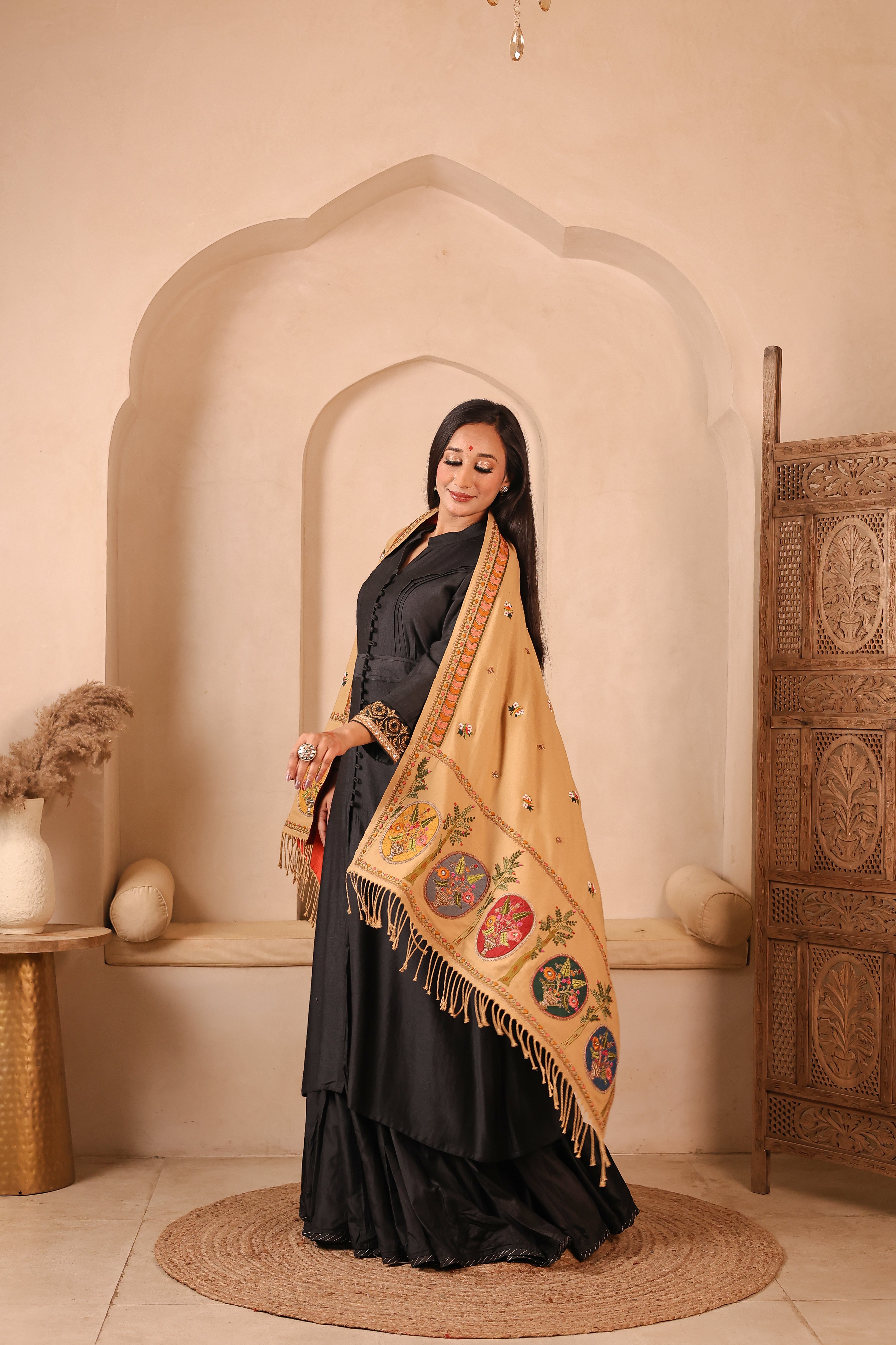 Gulshan e tota handcrafted pure Pashmina shawl