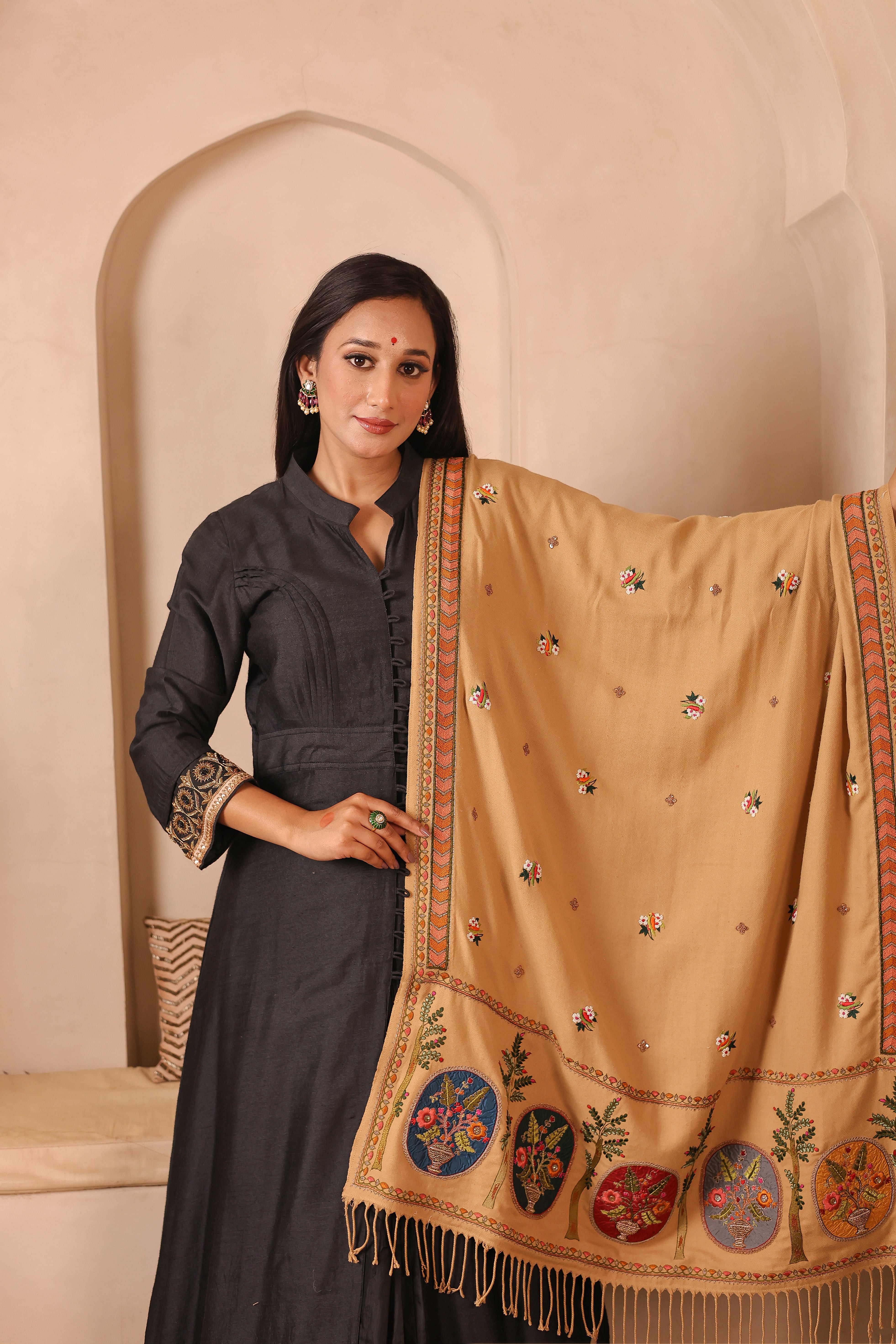 Gulshan e tota handcrafted pure Pashmina shawl