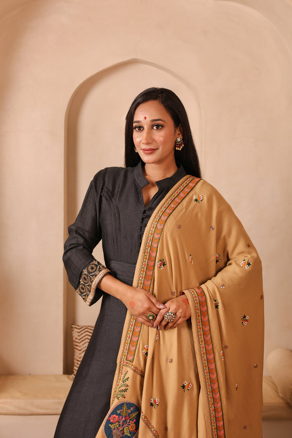 Gulshan e tota handcrafted pure Pashmina shawl
