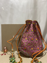 Aafreen handcrafted embroidered potli bag, product photograph 3